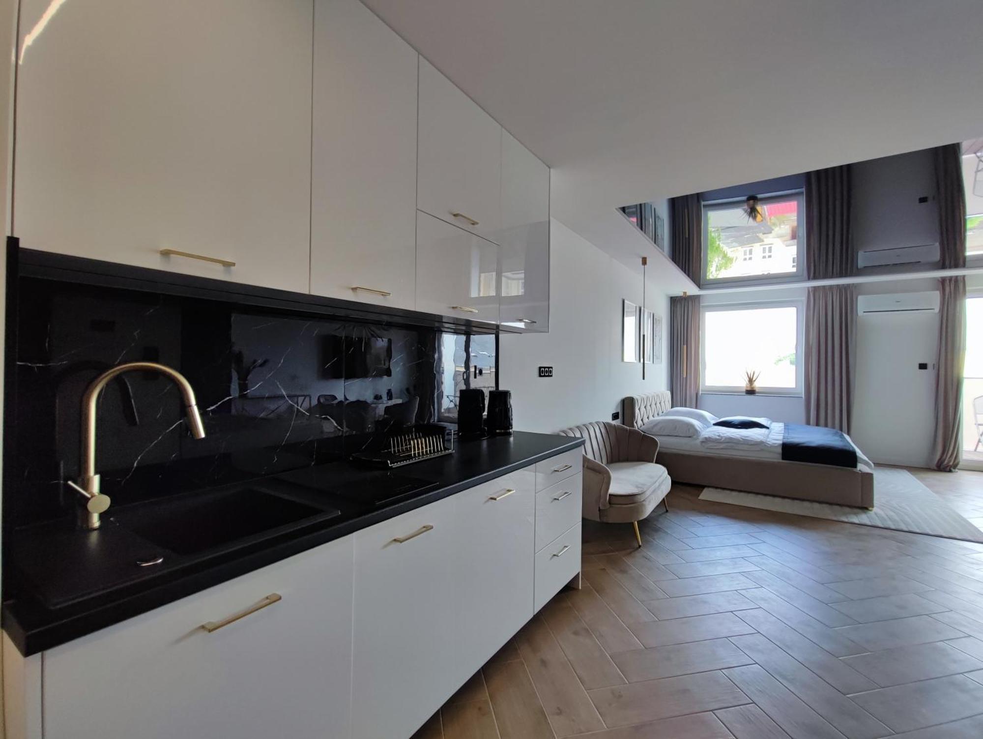 Apartament Z Jacuzzi Na Wylacznosc Dolina Baryczy Zmigrod ภายนอก รูปภาพ