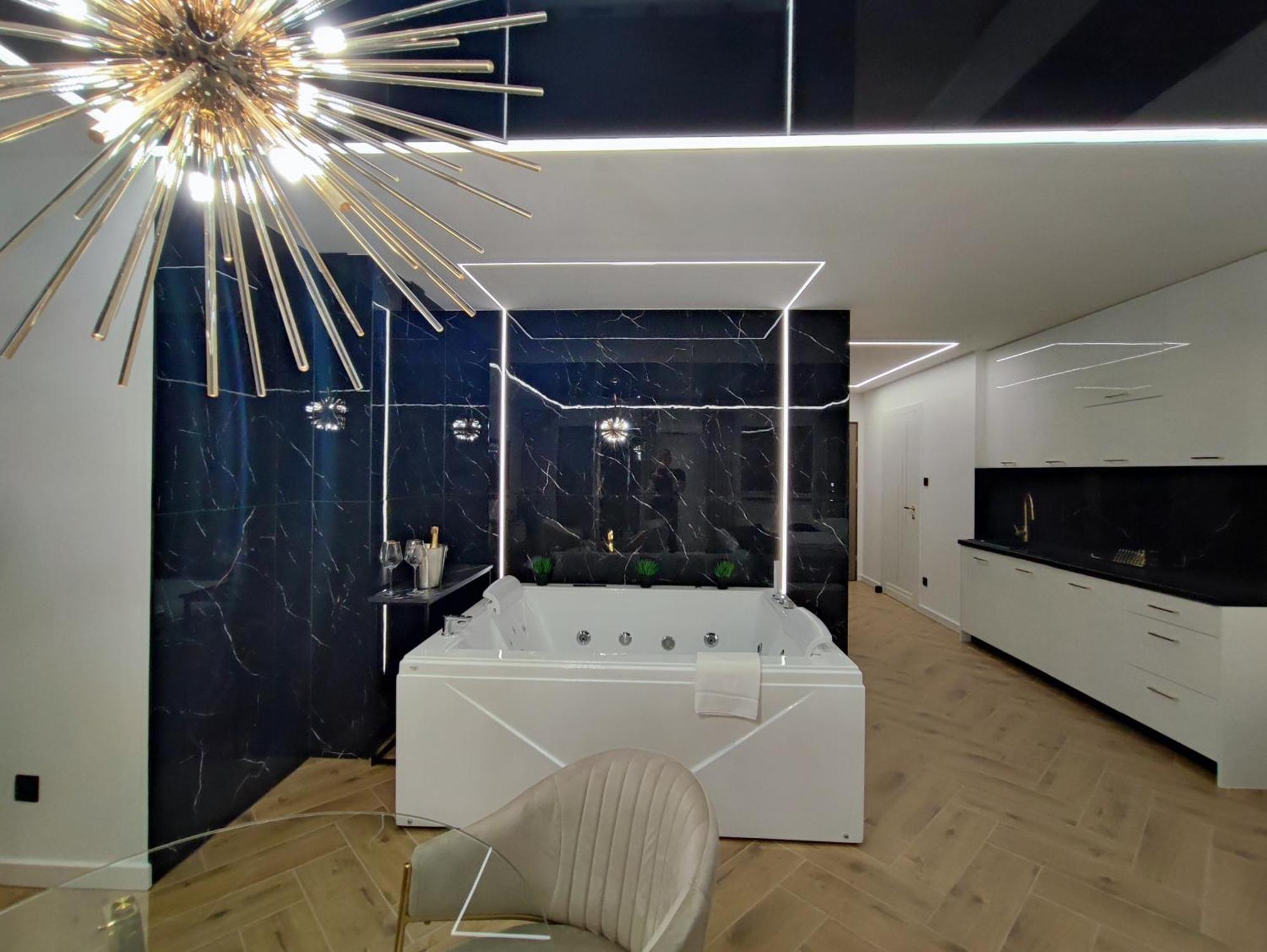 Apartament Z Jacuzzi Na Wylacznosc Dolina Baryczy Zmigrod ภายนอก รูปภาพ