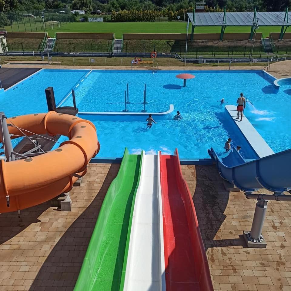 Apartament Z Jacuzzi Na Wylacznosc Dolina Baryczy Zmigrod ภายนอก รูปภาพ